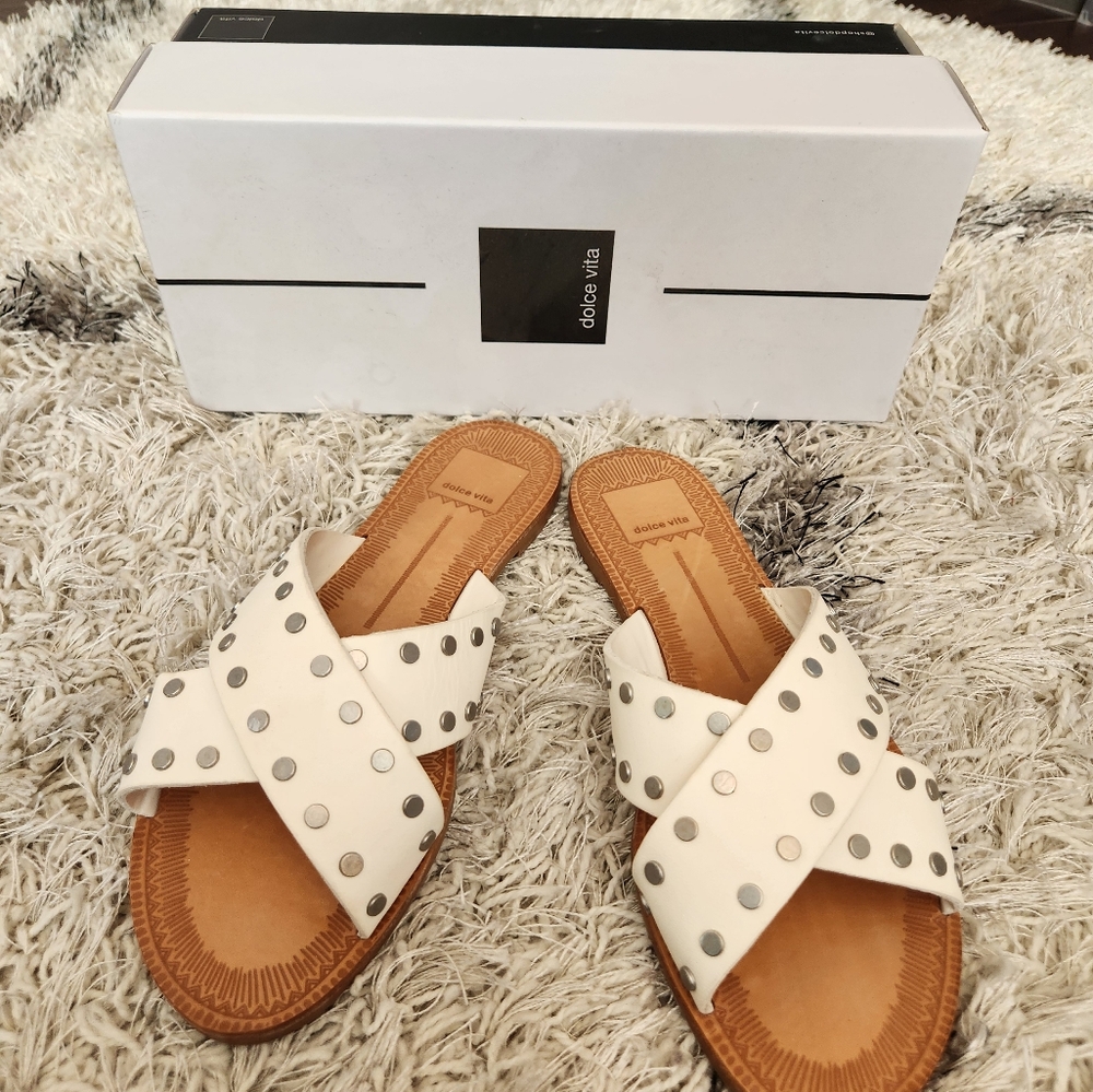 Via Dolce Casta slides sandal in off white leather Size 6.5